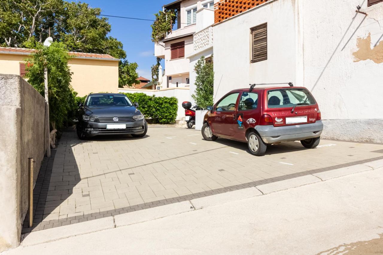 Apartment Sepat With Free Parking Place In Baska Exterior foto